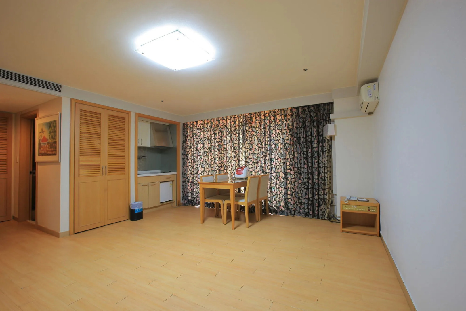 Mona Yongpyong Tower Condominium