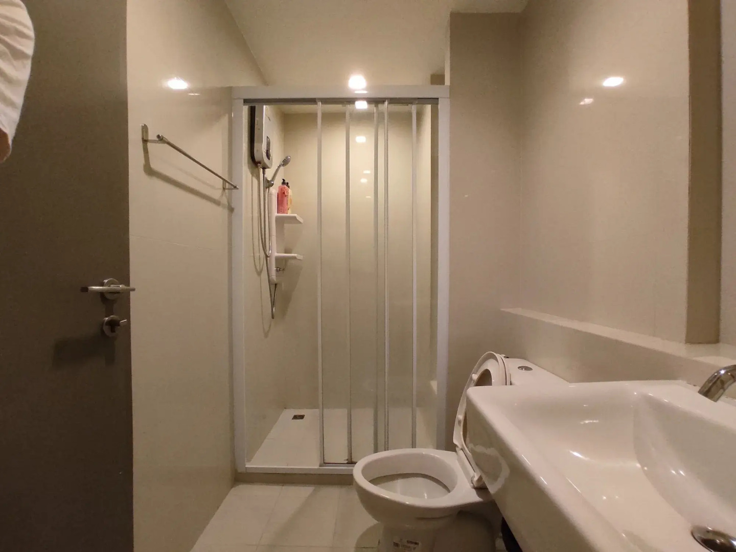 Many Holiday The Base Condo