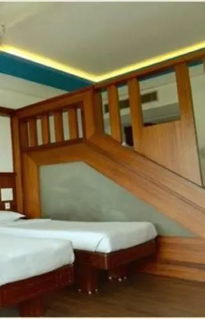 The Pearlview Regency