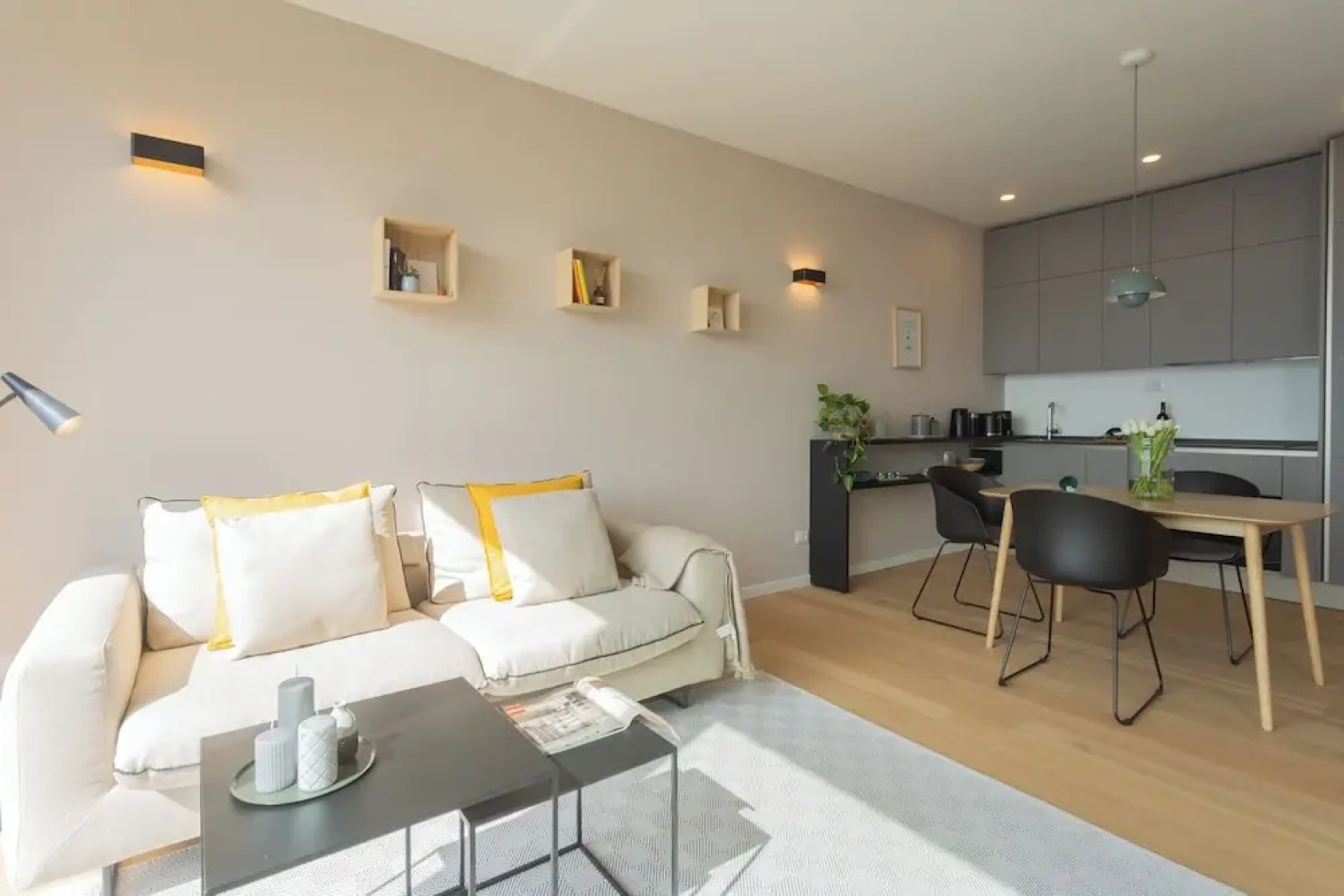 Residenza Maxim With Pool by Rent all Como