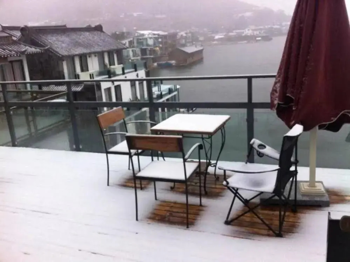 Dali Shuanglang Luna Seaview Hotel