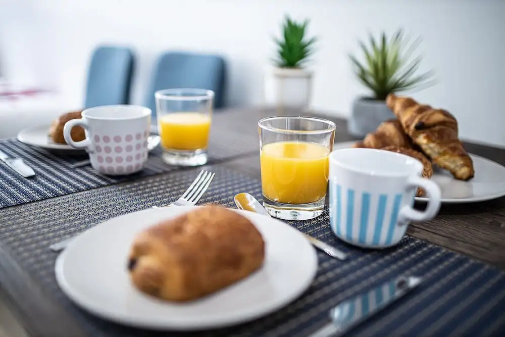 Escape time in Paris