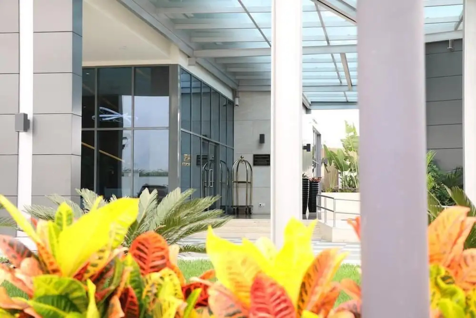 Palmeiras Suite Hotel