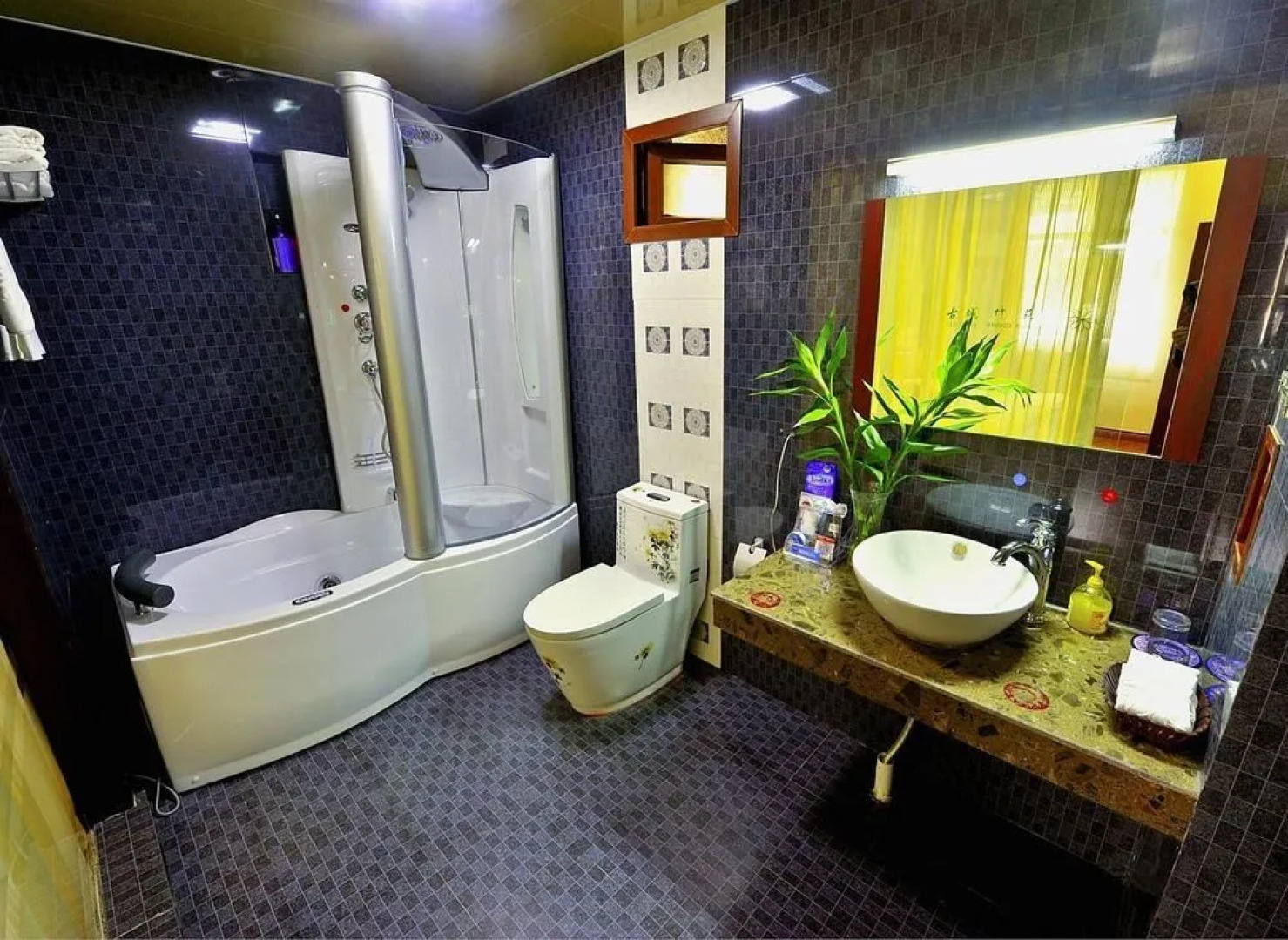 Old City Bamboo Park Hotel