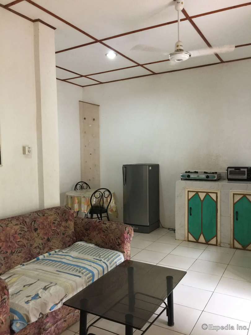 Acacia Sunset Village Inn