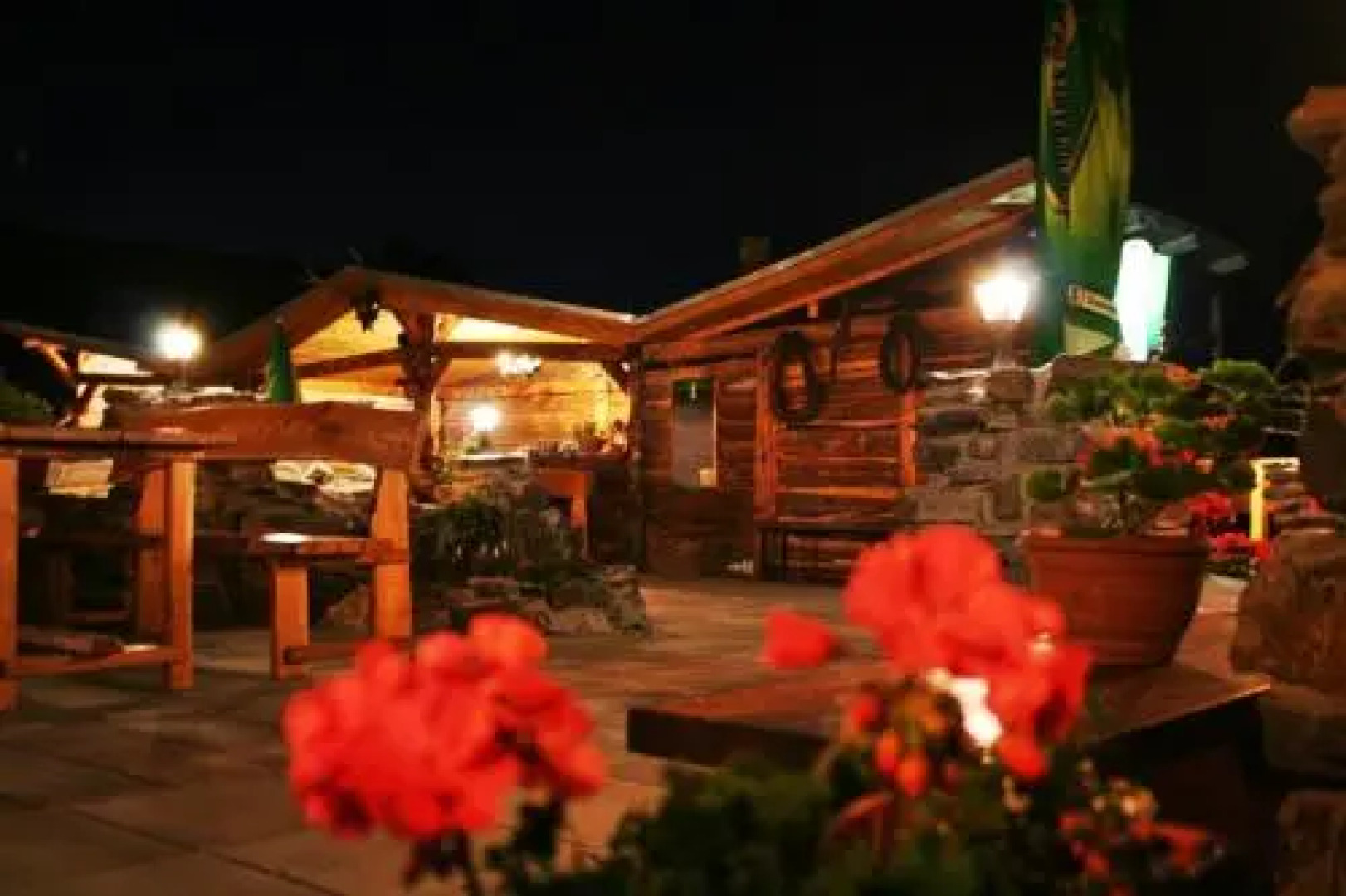 Pod Hradom Restaurant & Pension