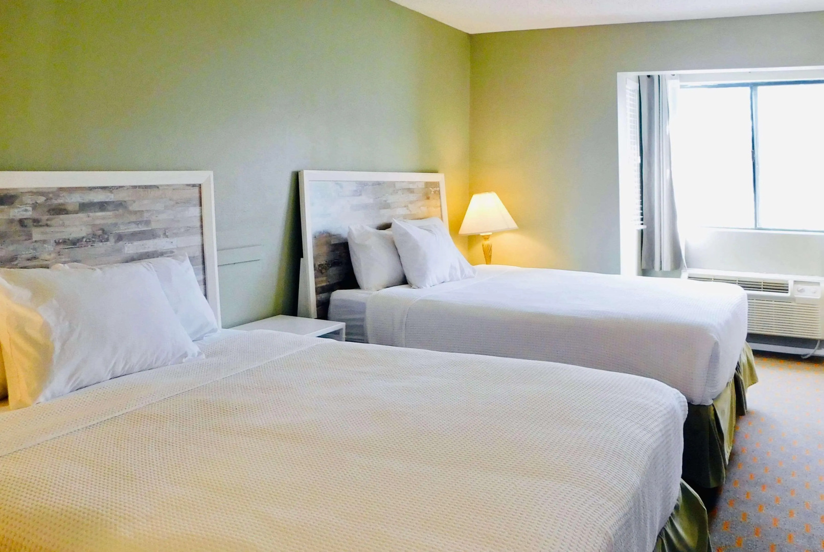 Travelodge by Wyndham Big Bear Lake CA