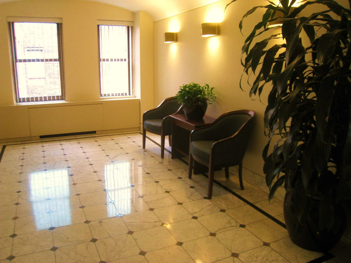 Отель Raffles Boston