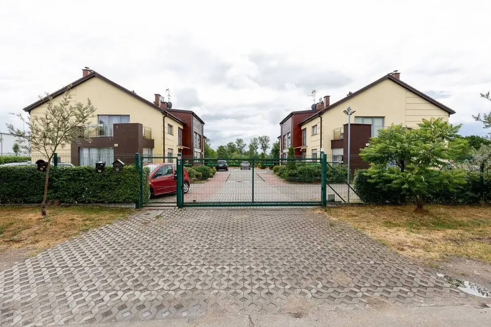 Jantar Rodzinny apartament z ogrodem