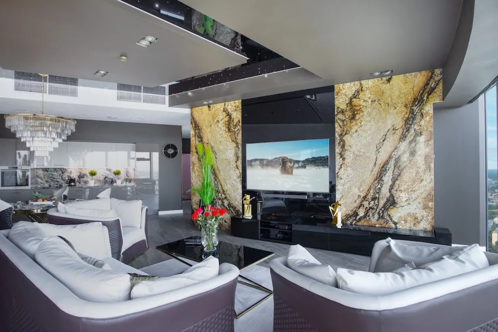 Apartments in Sky Tower with Bathtub near the window