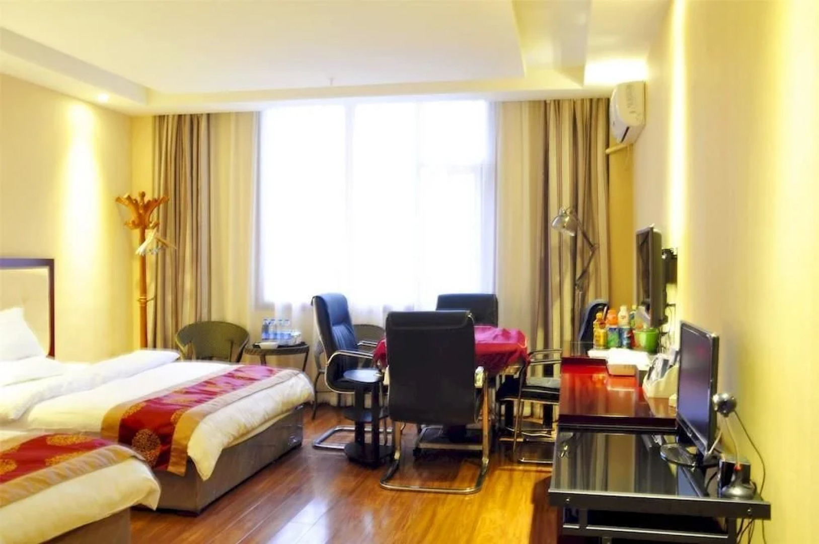Guiyang Daqiao Business Hotel