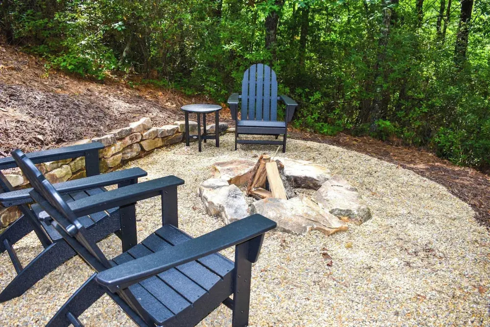 Spacious Georgia Escape w/ Fireplace, Deck & Grill