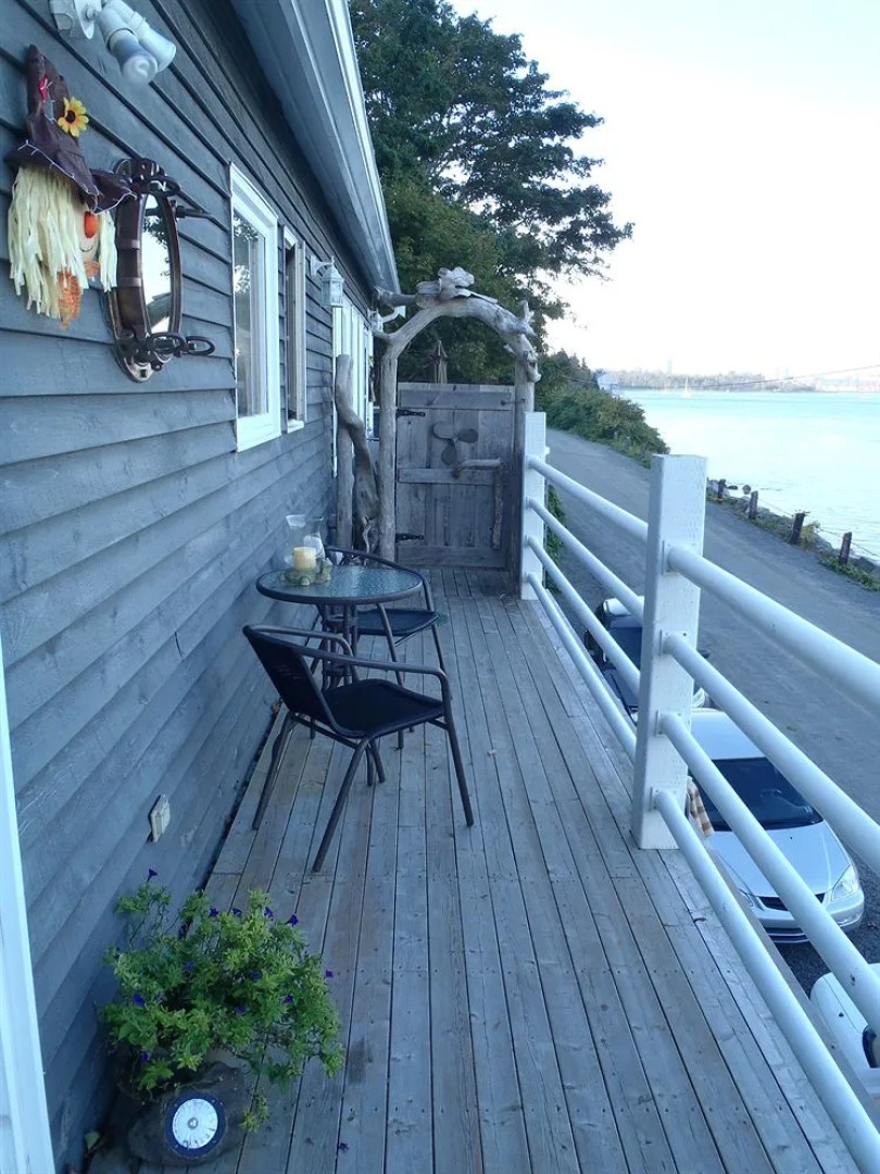 SeaWatch Bed & Breakfast