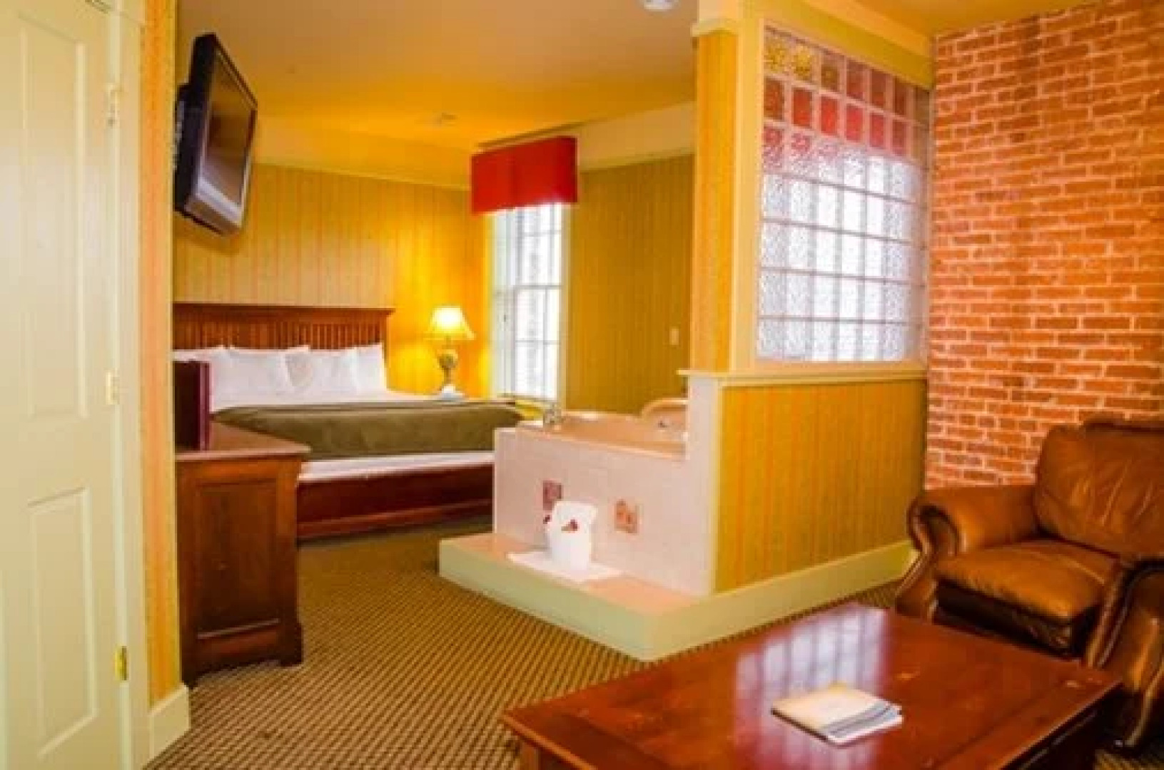 The 1886 Crescent Hotel & Spa