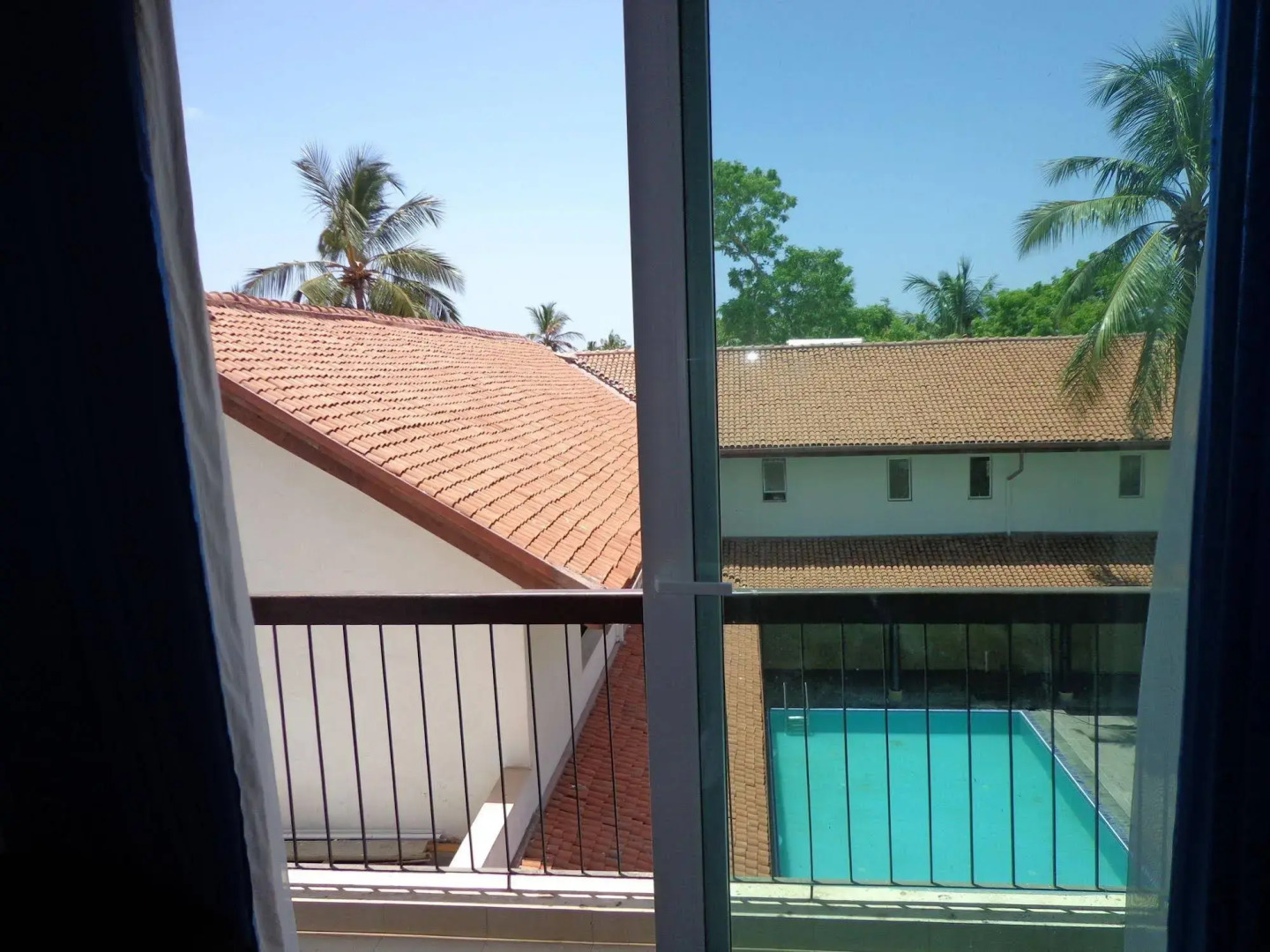 Earl’s Red Passikudah