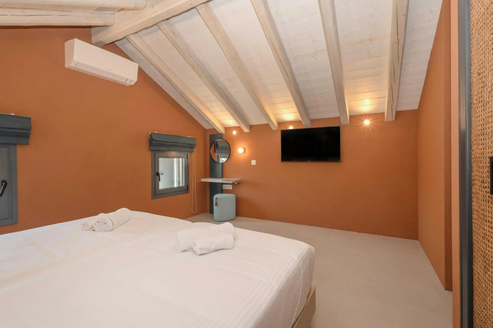 Tessera Villas Collection