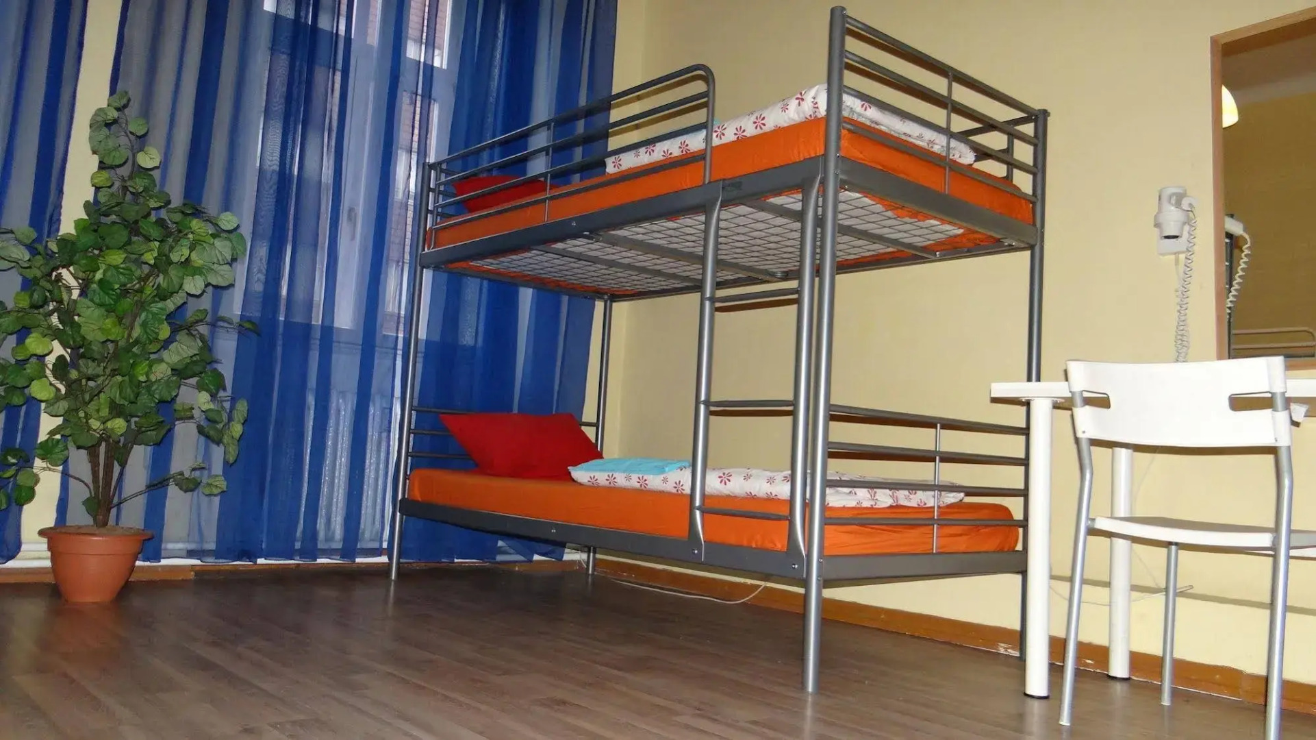 Sokolska Youth Hostel