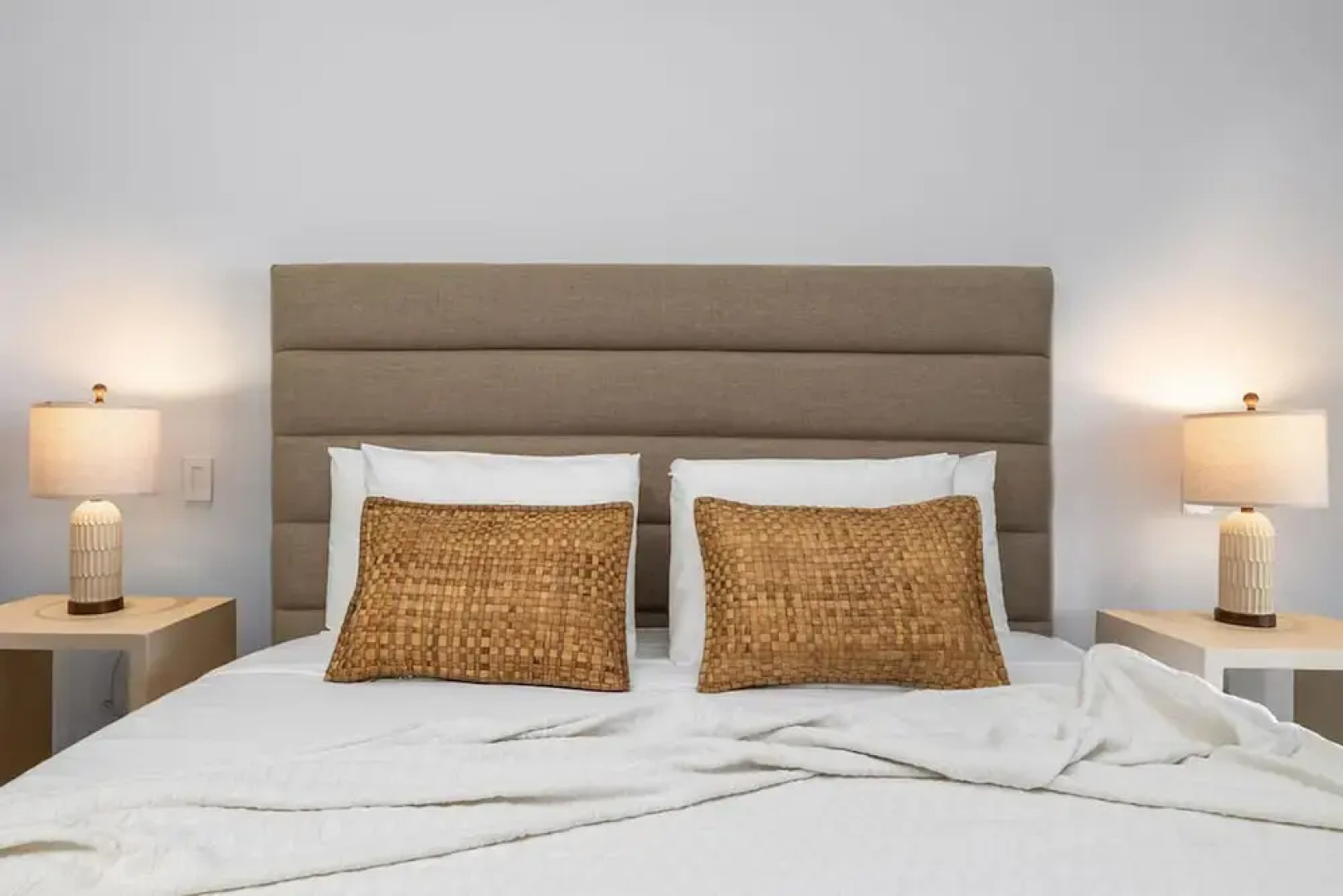 The Court Villa - 8 Bed 8 5 Bath