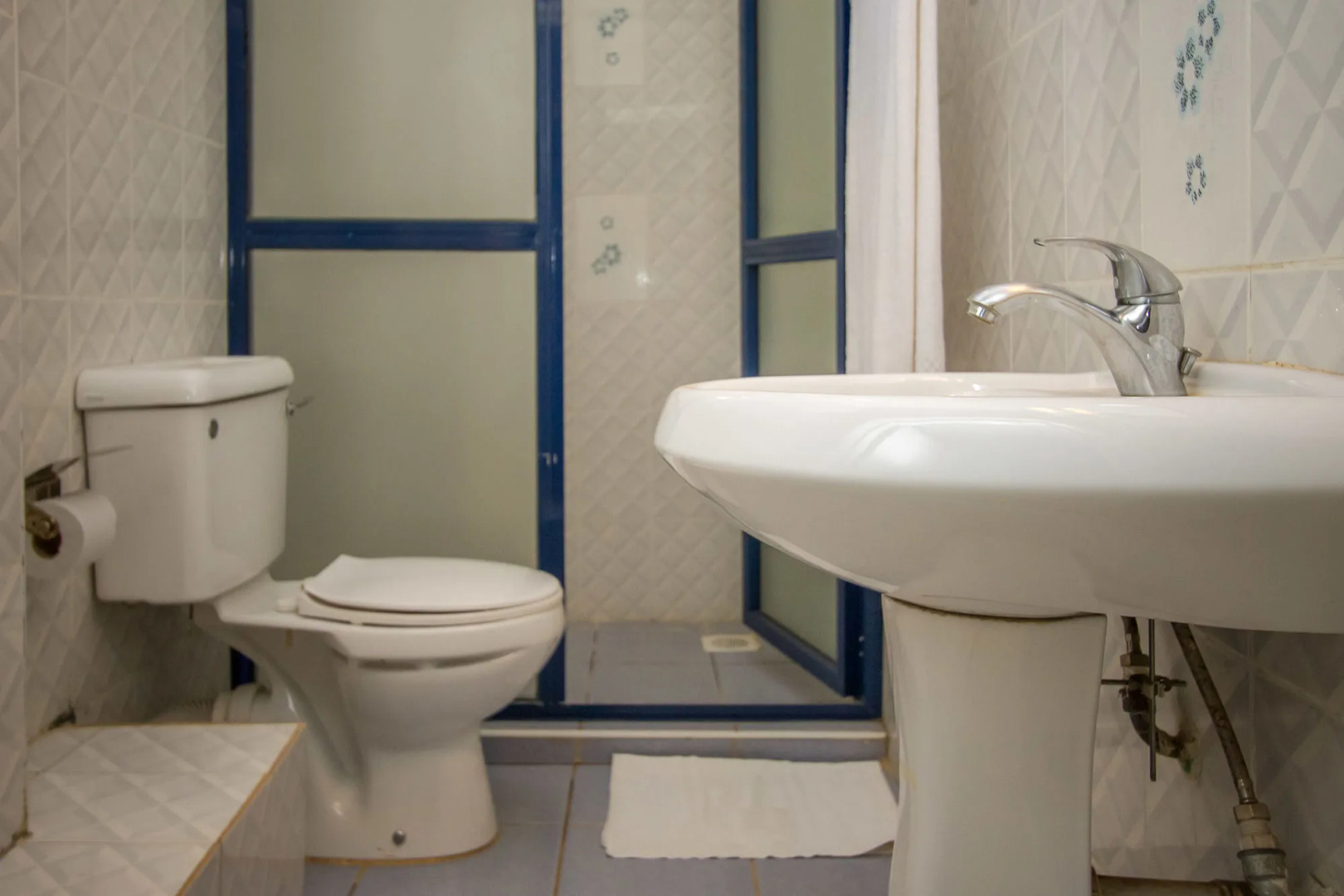 Meru Paramount Hotel