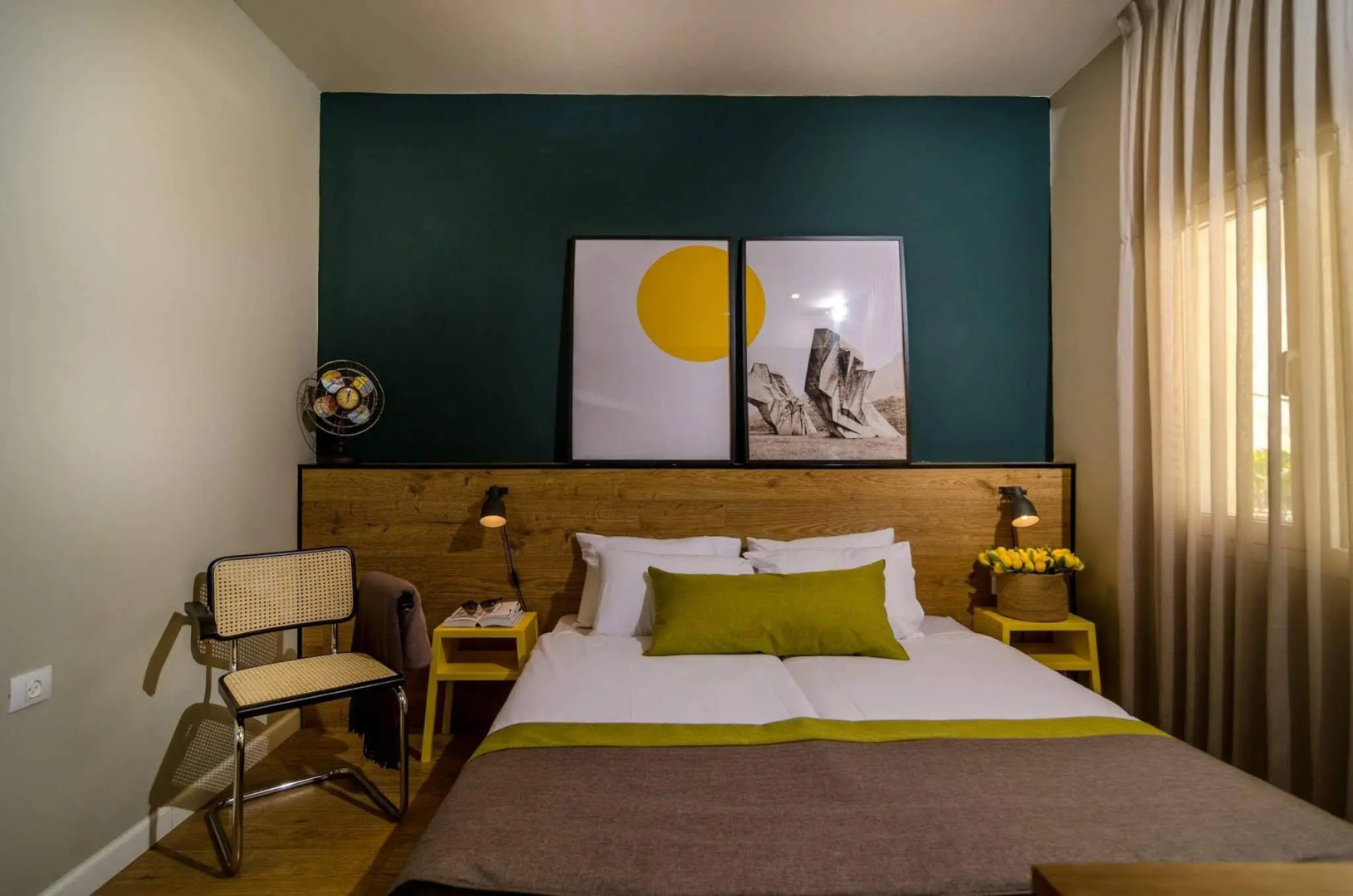 The White House Hotel at Dizengoff Square