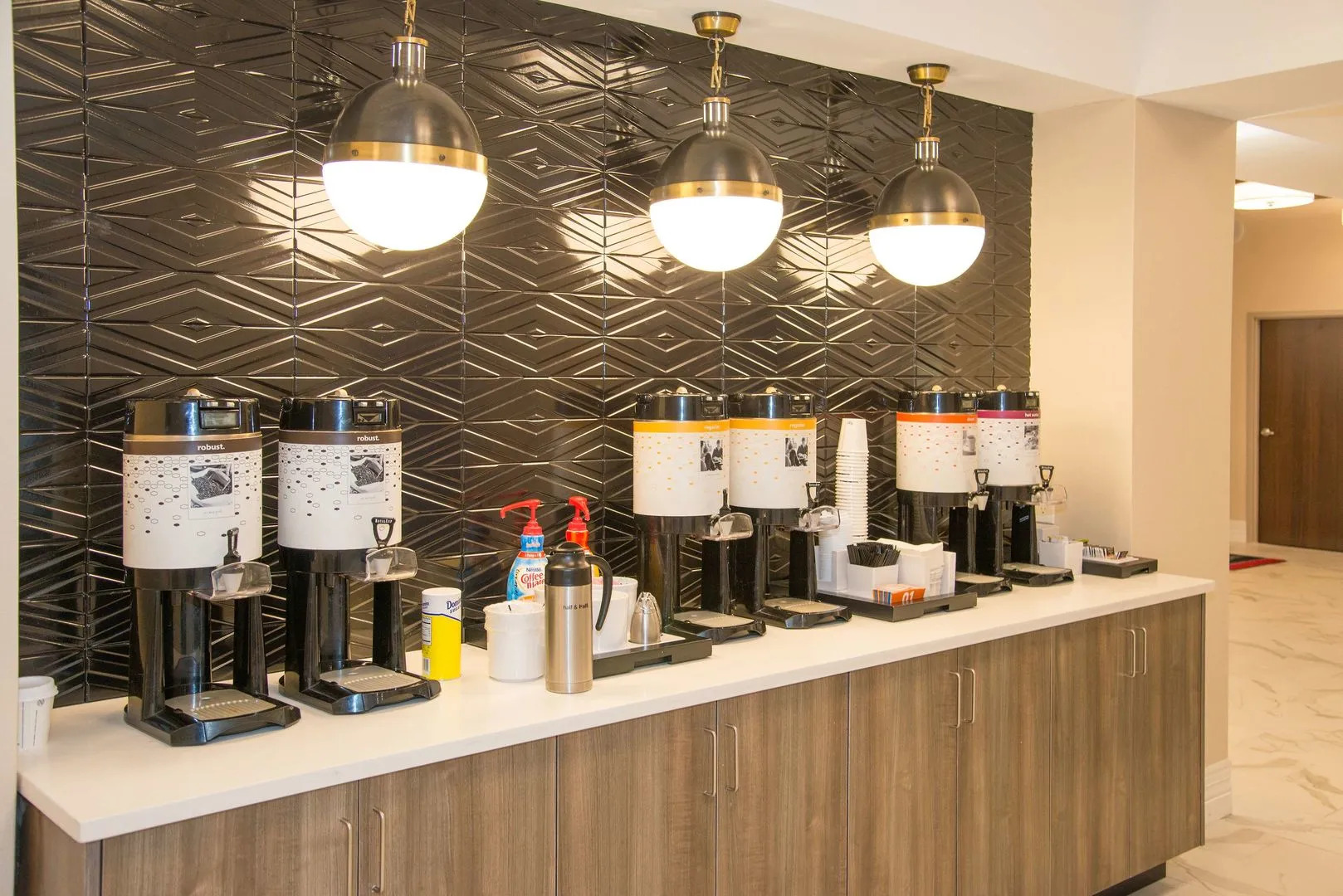 Hampton Inn & Suites Jackson-Coliseum