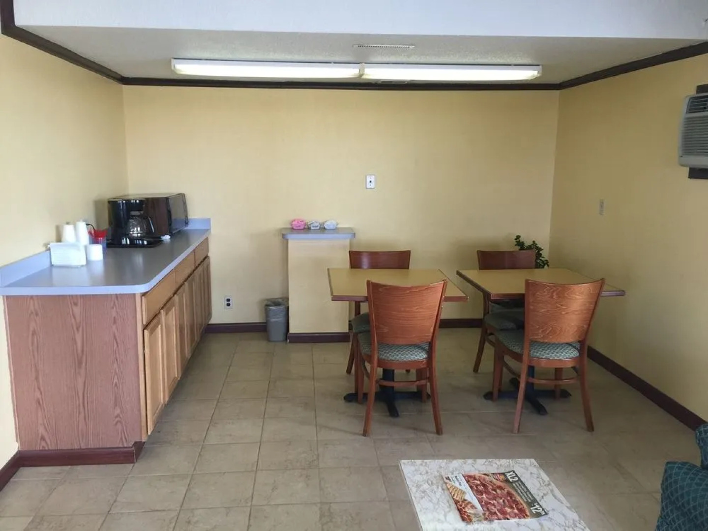 Americas Best Value Inn & Suites - East Toledo/Millbury