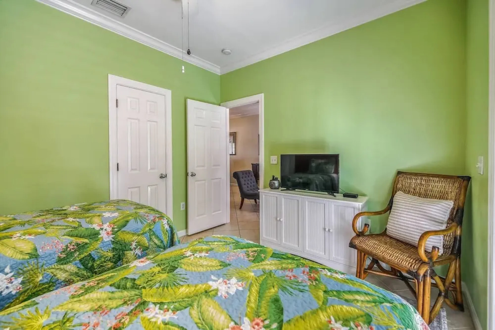 Coral Palm by Avantstay Key West Walkable Gated Community & Shared Pool