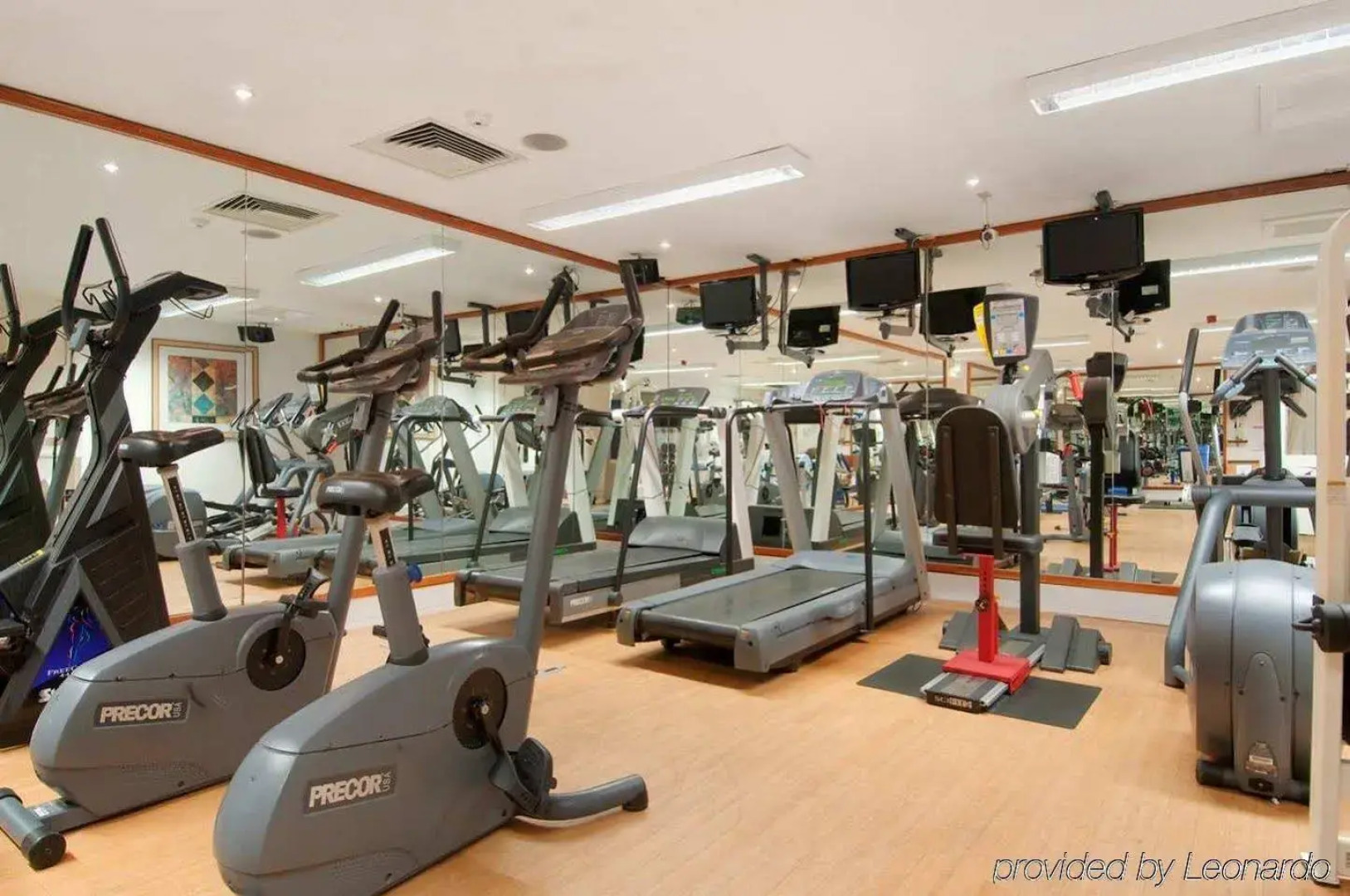 DoubleTree by Hilton Bristol North