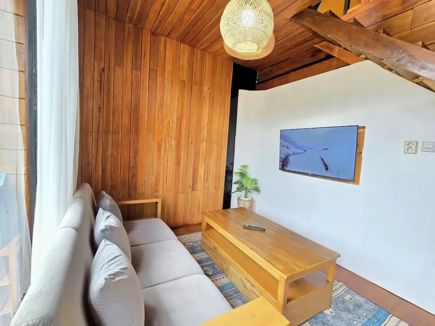 Linggayoni Cabin Dieng