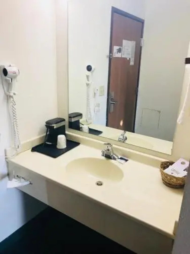 Americas Best Value Inn Pinckneyville