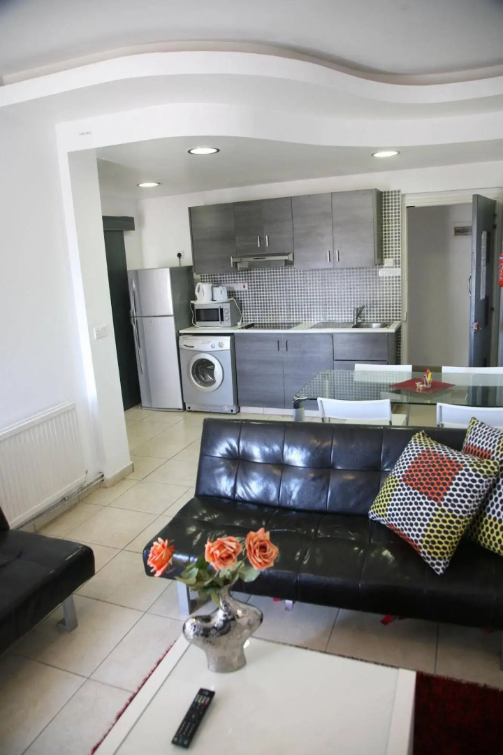 The Palms Hotel Apartments