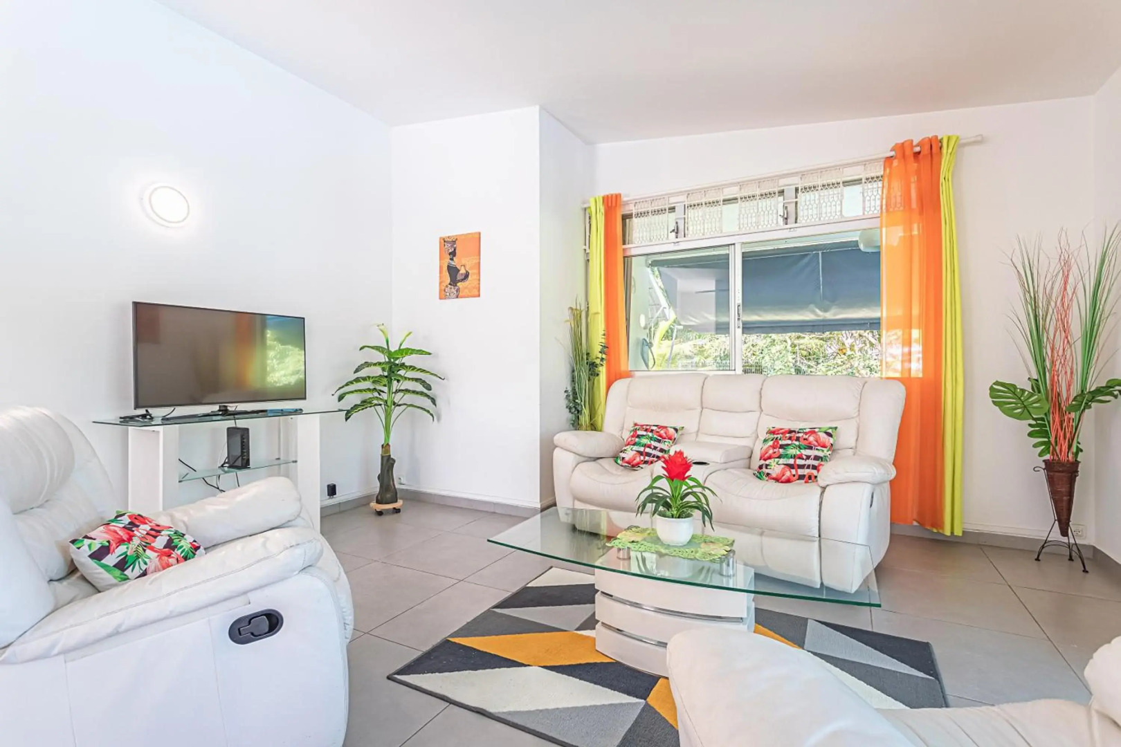 Villa de 3 chambres avec piscine privee jacuzzi et jardin clos a Baie Mahault