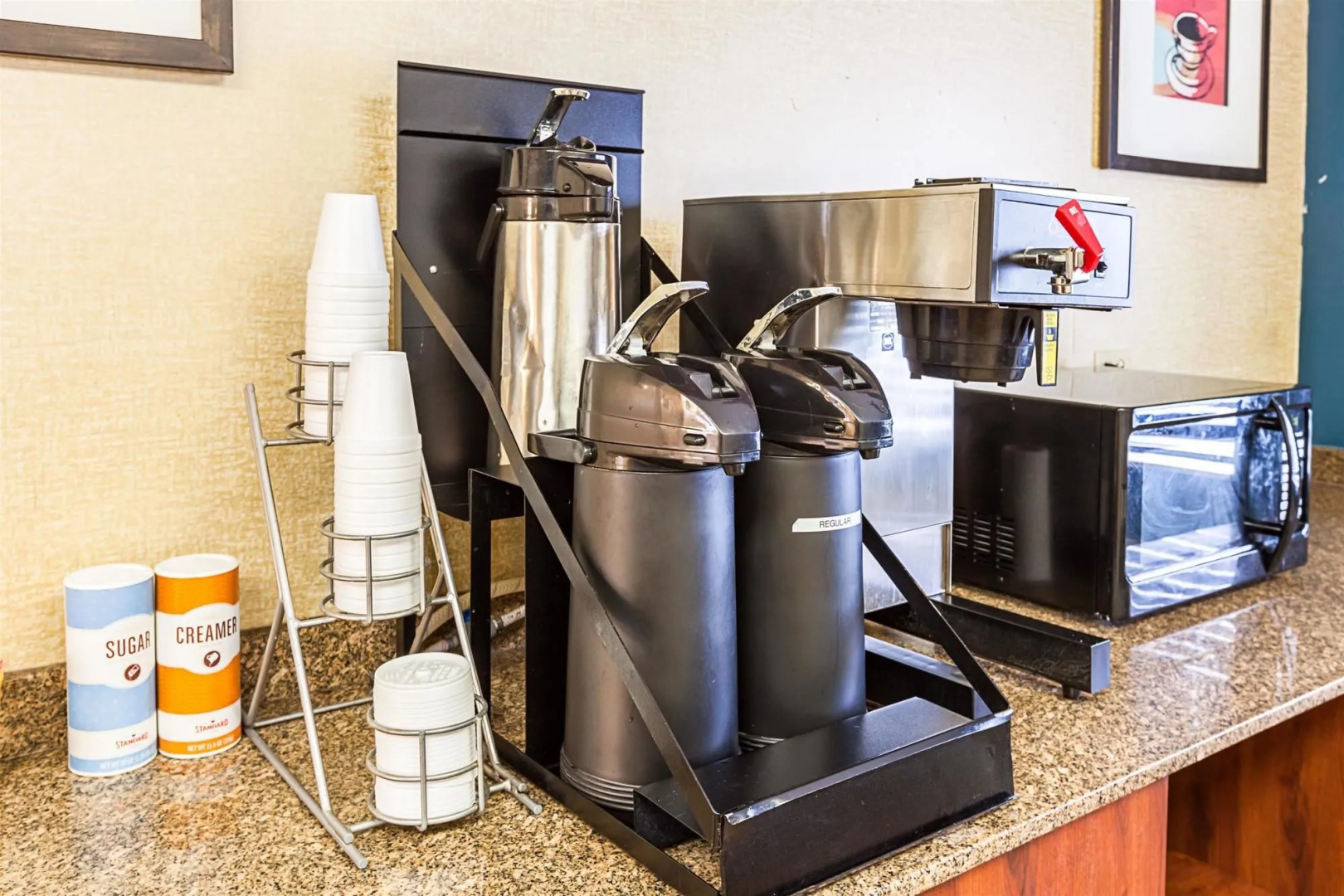 Motel 6 Milwaukee, WI - Glendale