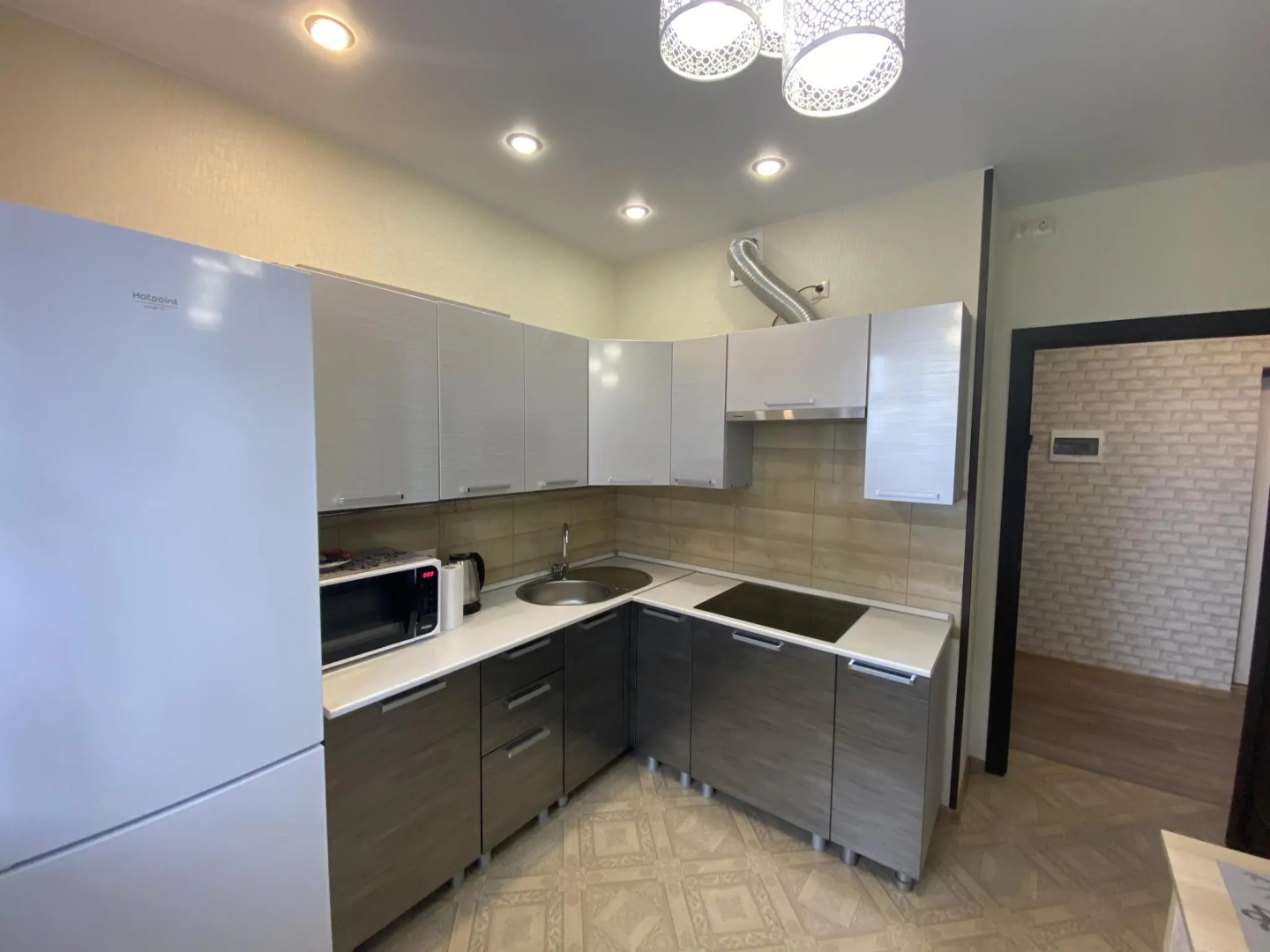 Баринн на улице Гайдара