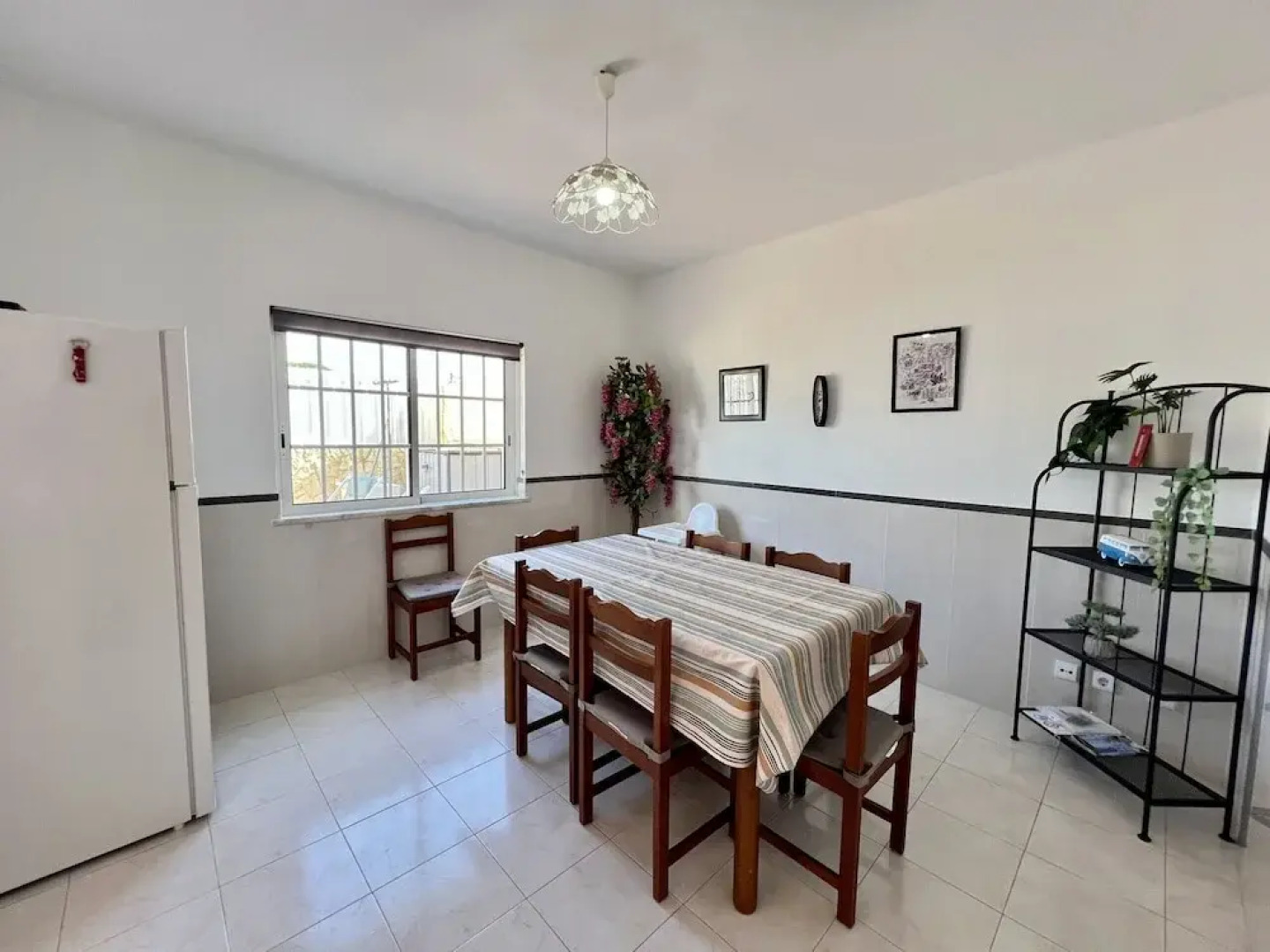 Pêra Stylish Villa With Pool by Homing