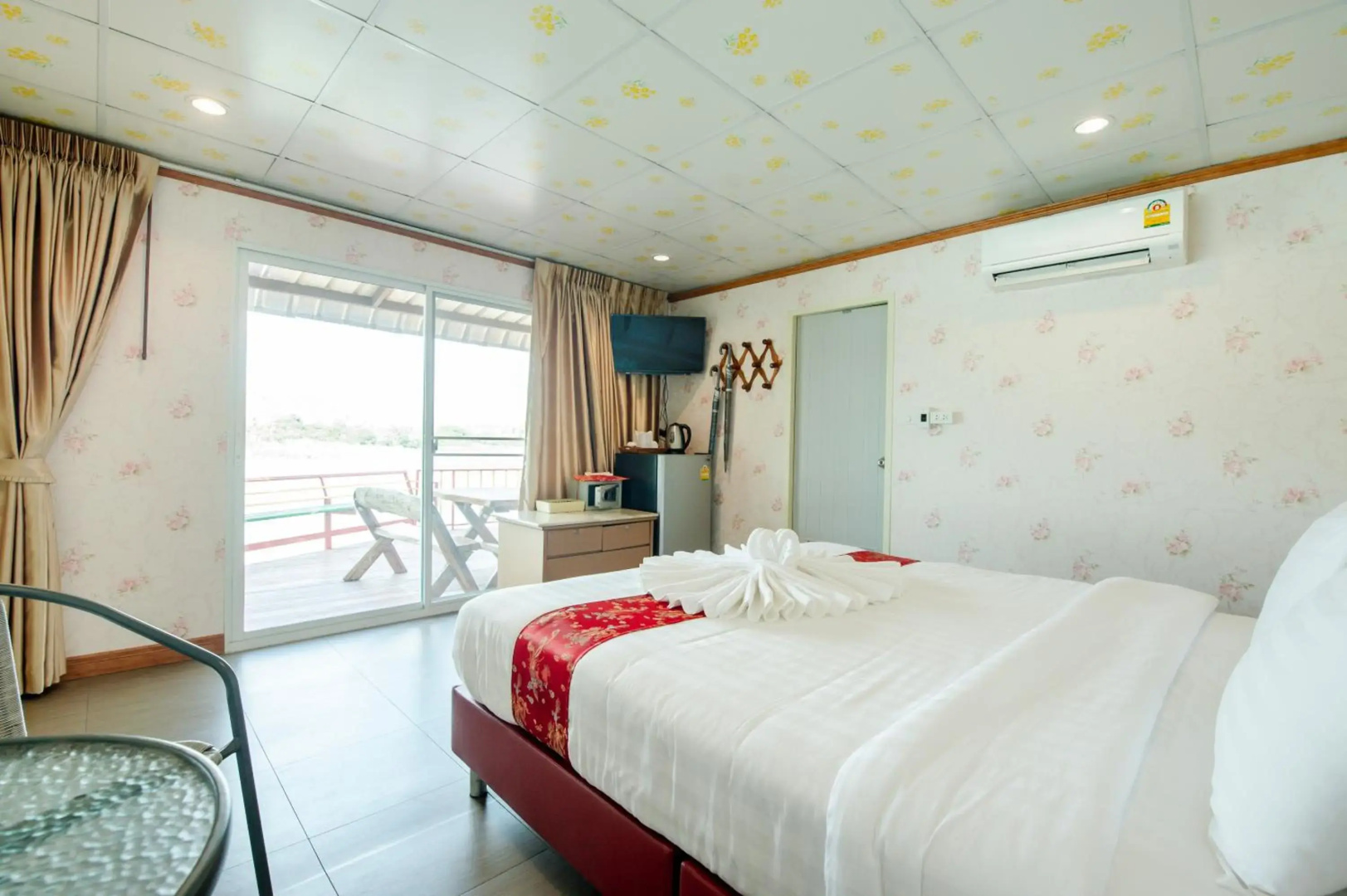 Golden Dragon Resort