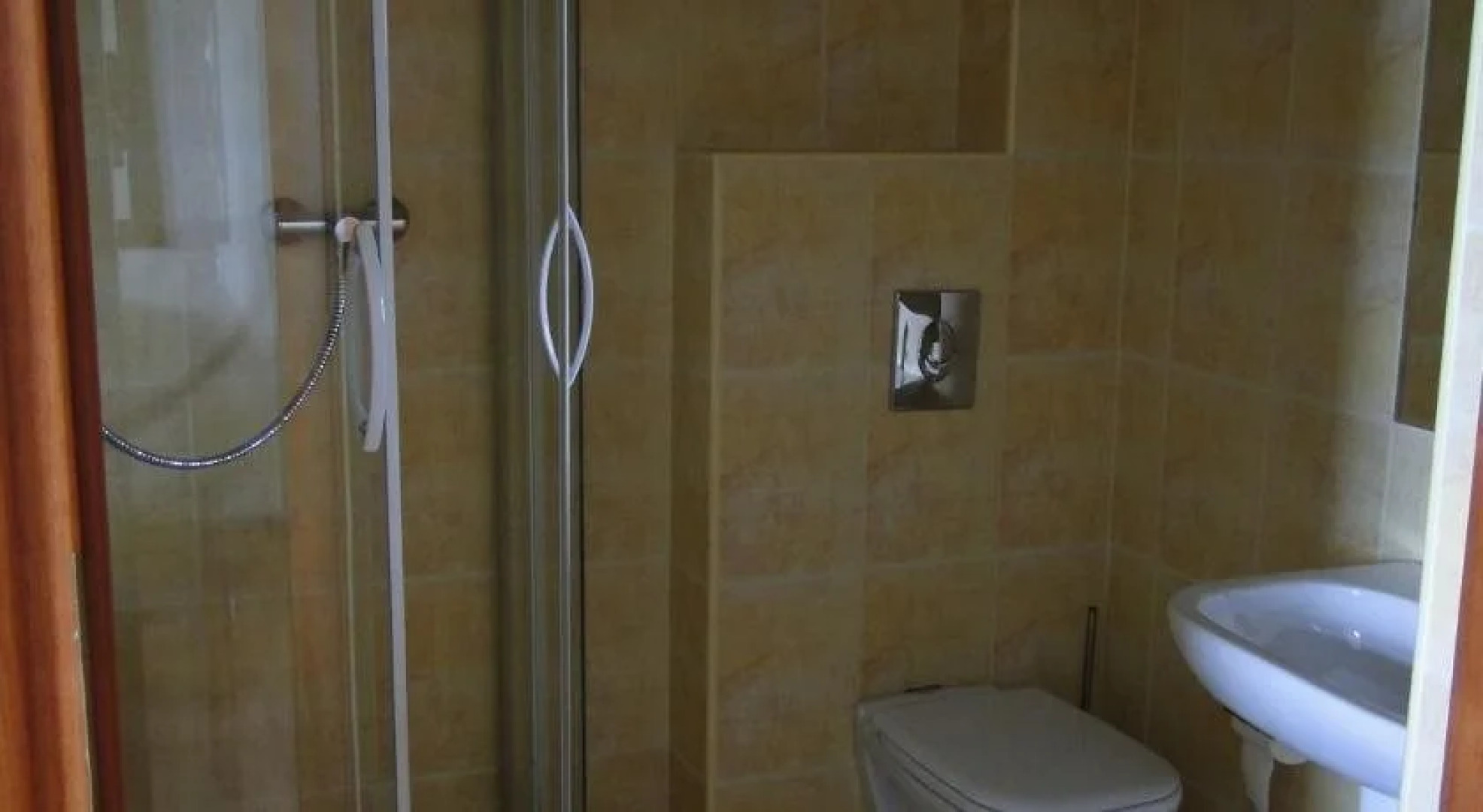 Weranda Restaurant & Rooms