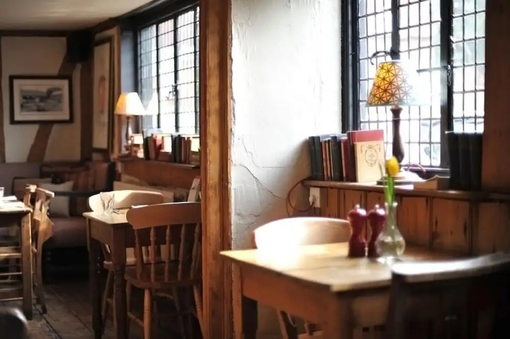 Bel & The Dragon Cookham