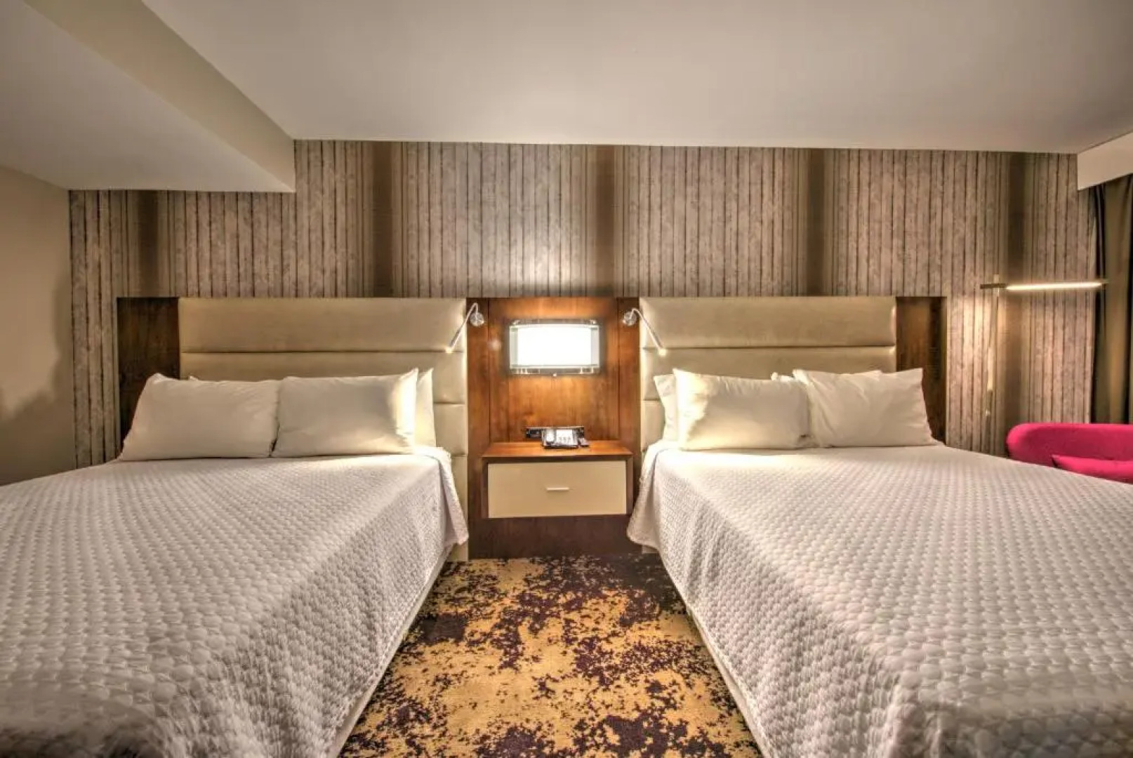 Crowne Plaza Hotel Northwest-Brookhollow