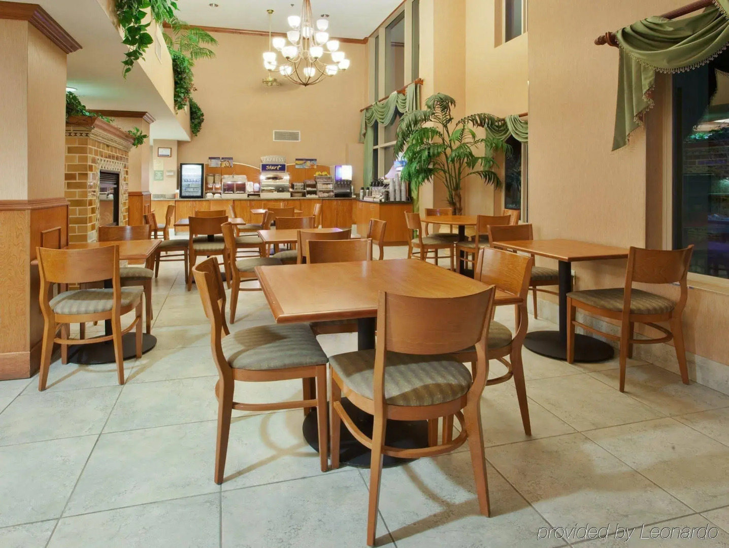 Holiday Inn Express & Suites Carson City by IHG