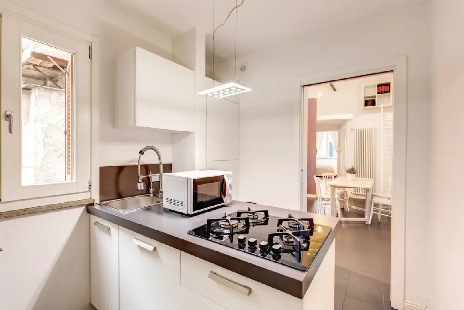 trastevere miracle suite