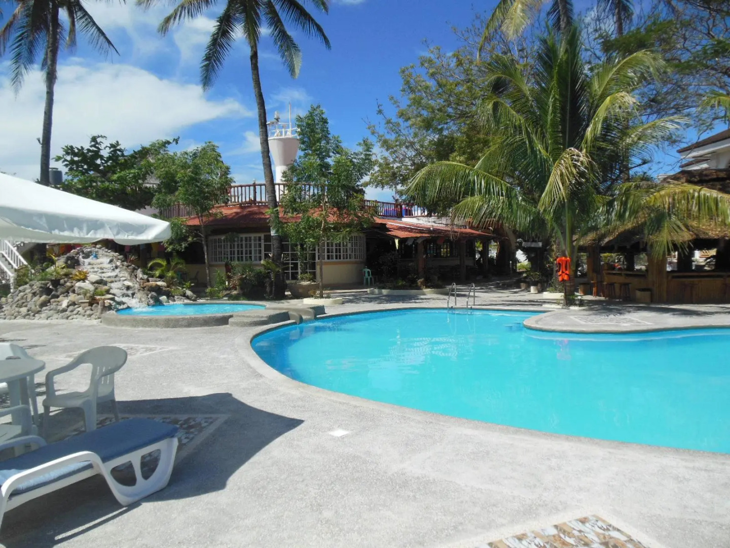 La Parola Orchids Beach Resort