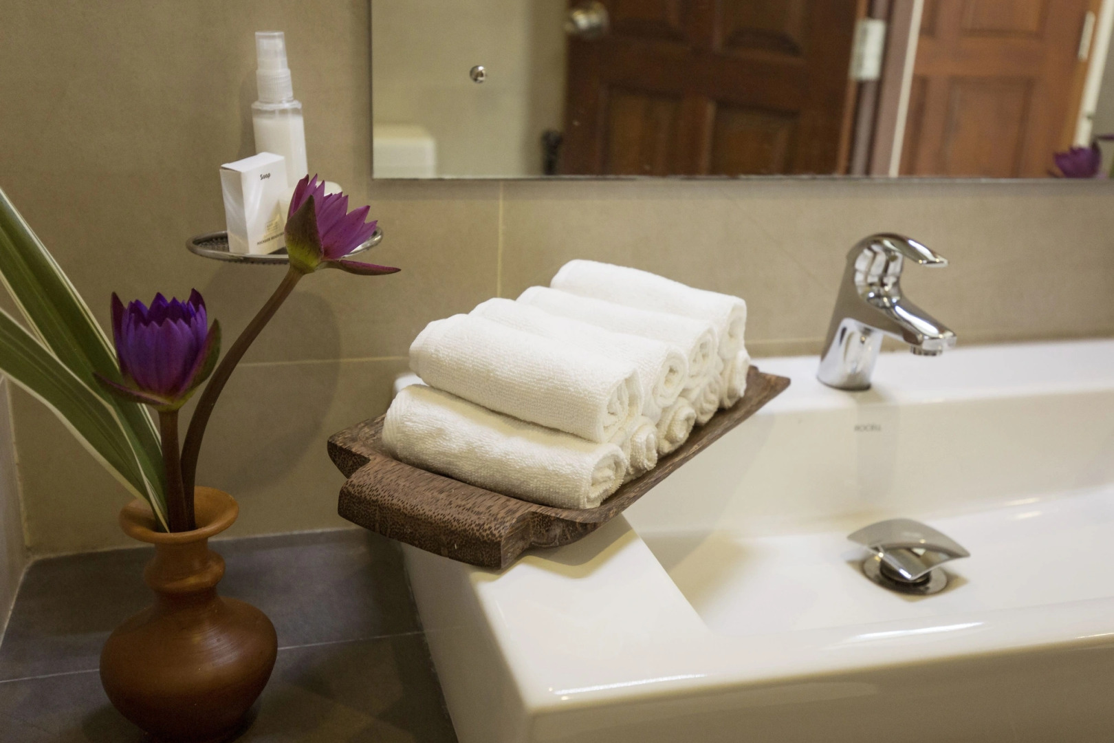 Rockside Beach Resort