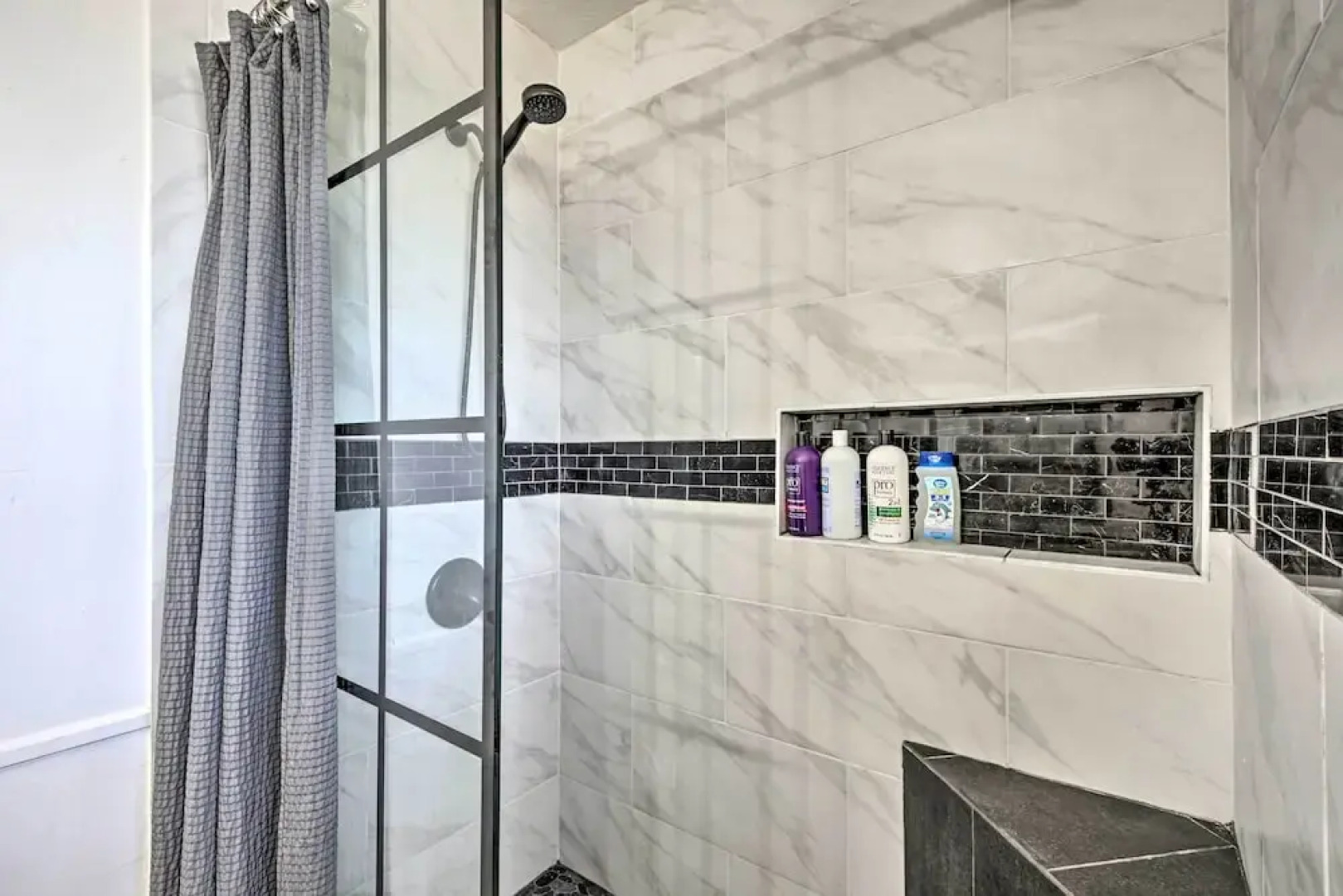 Charming Santa Teresa Retreat w/ Backyard!