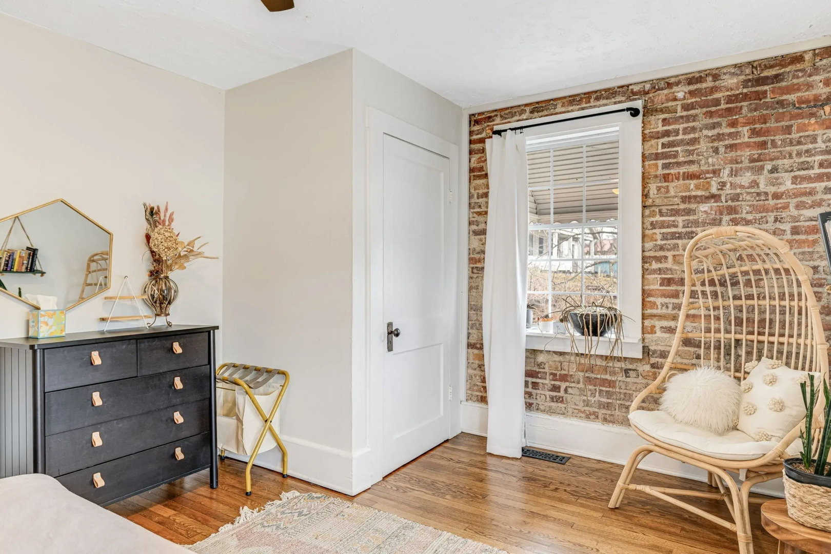 Riverside Trade Retreat Avantstay Industrial-chic, Near Downtown Asheville