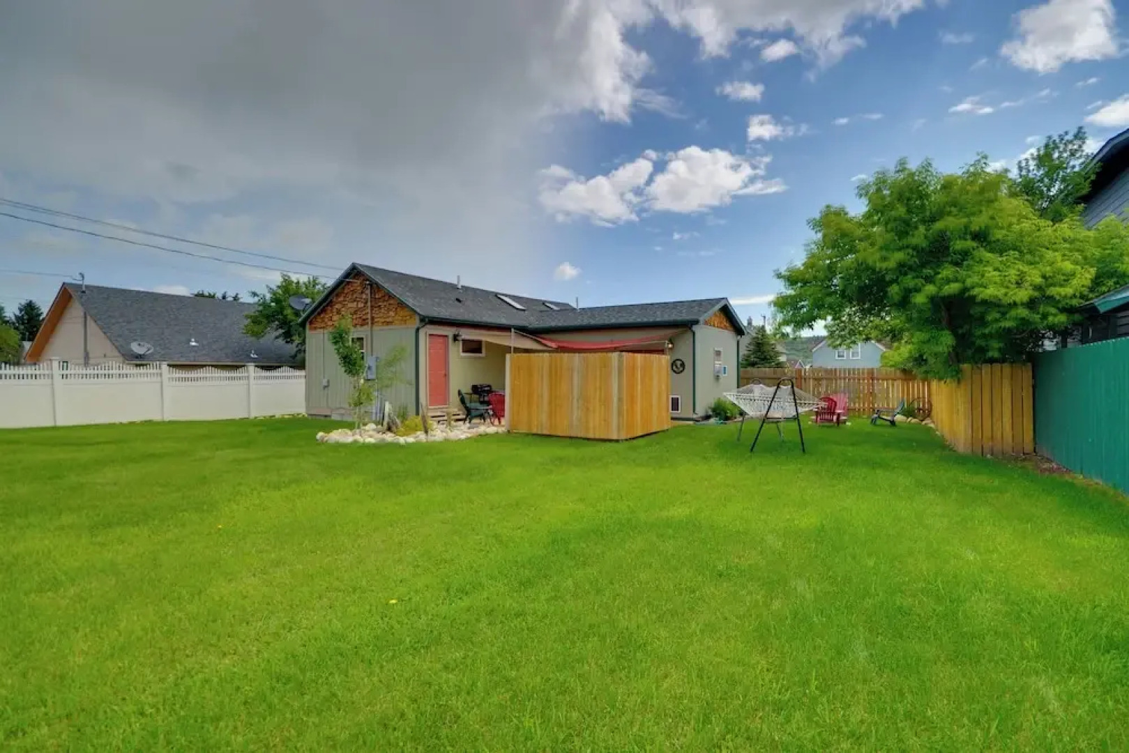 Red Lodge Retreat w/ Hot Tub: 3 Blocks to Downtown