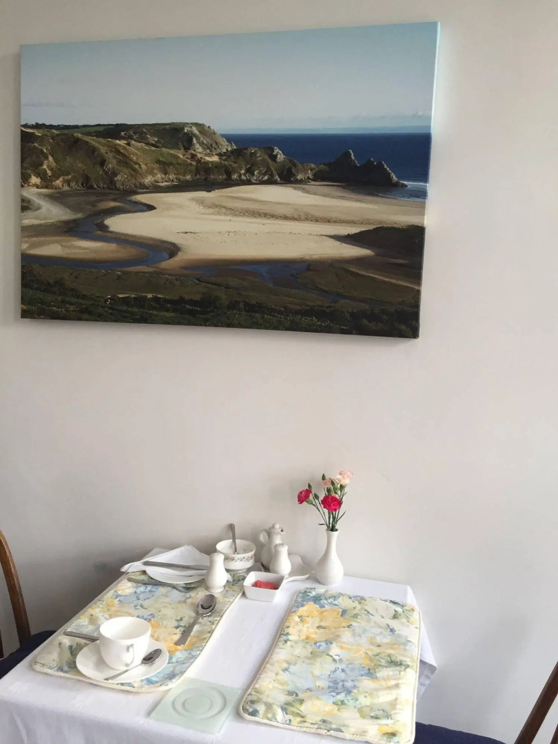 Tree Tops Guest House