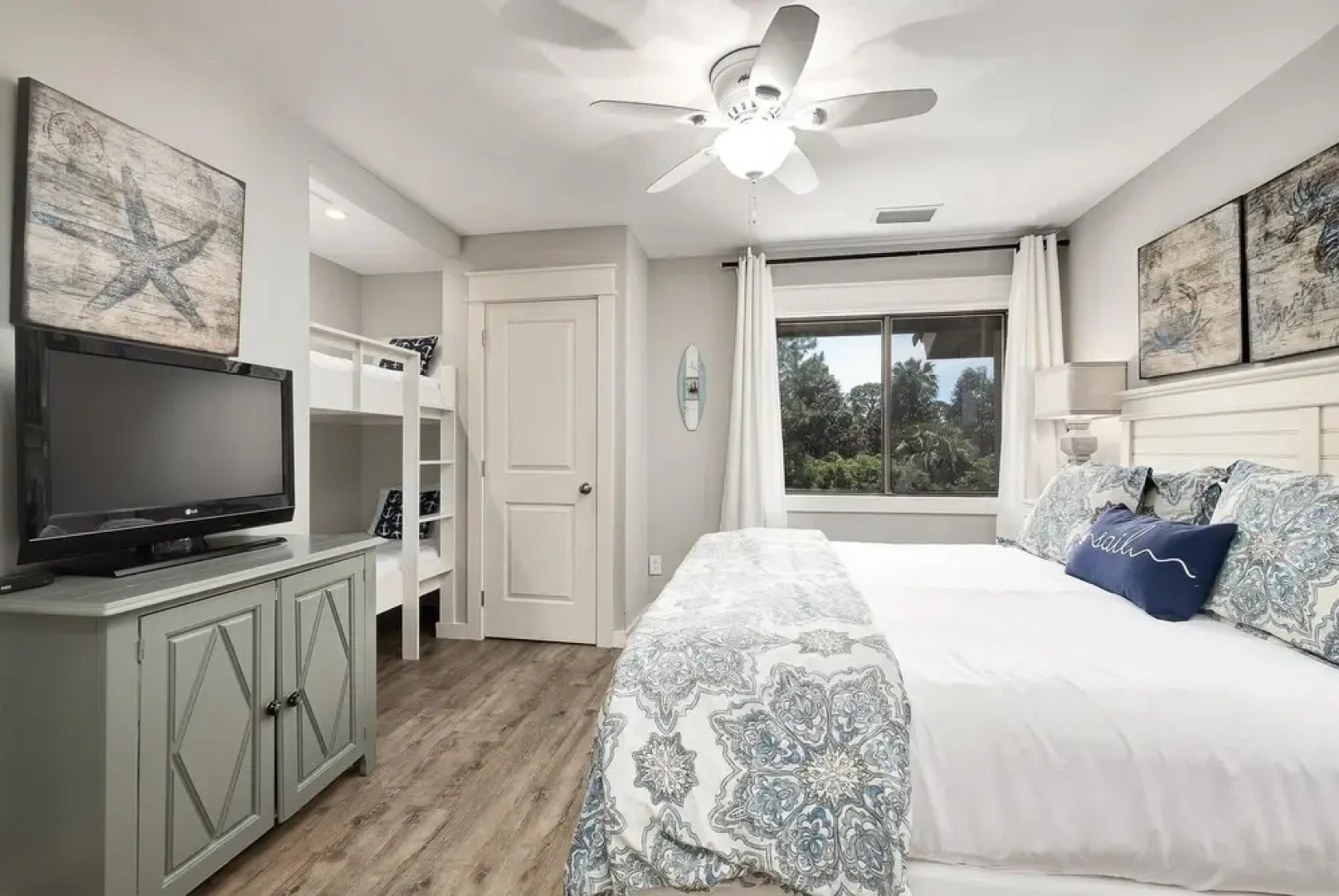 Beachwalk Villa 5072