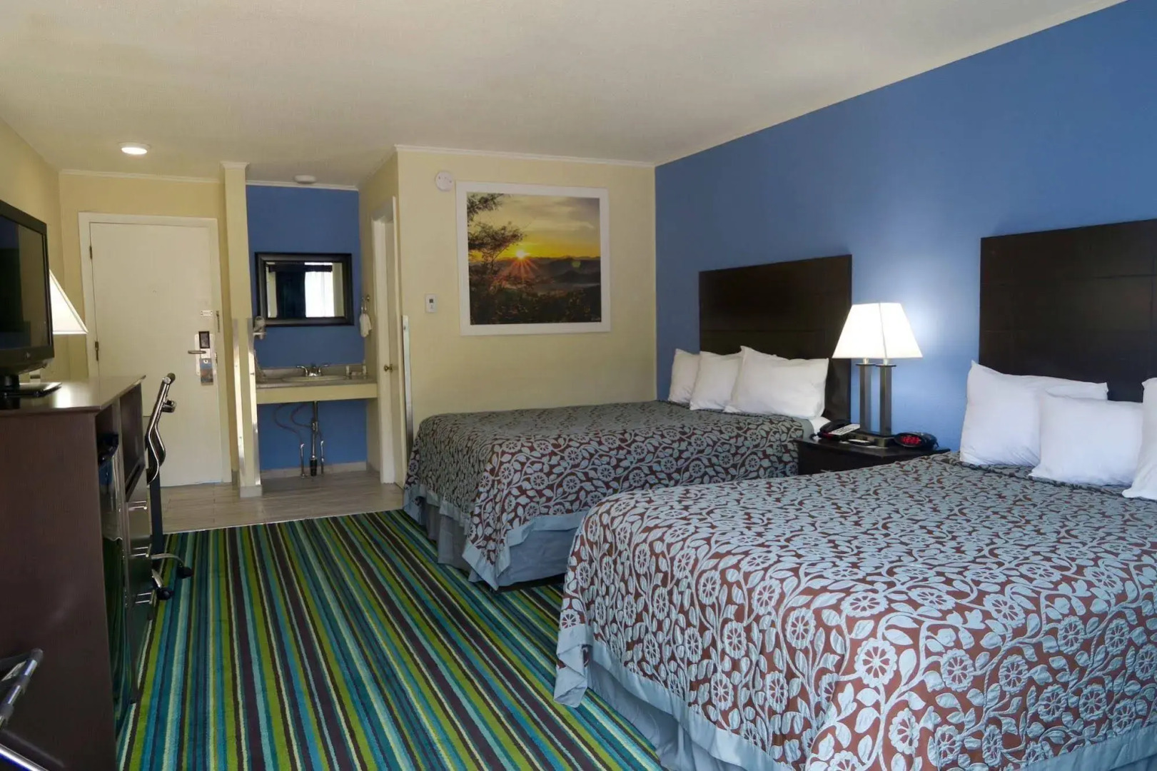 Days Inn By Wyndham Lincoln