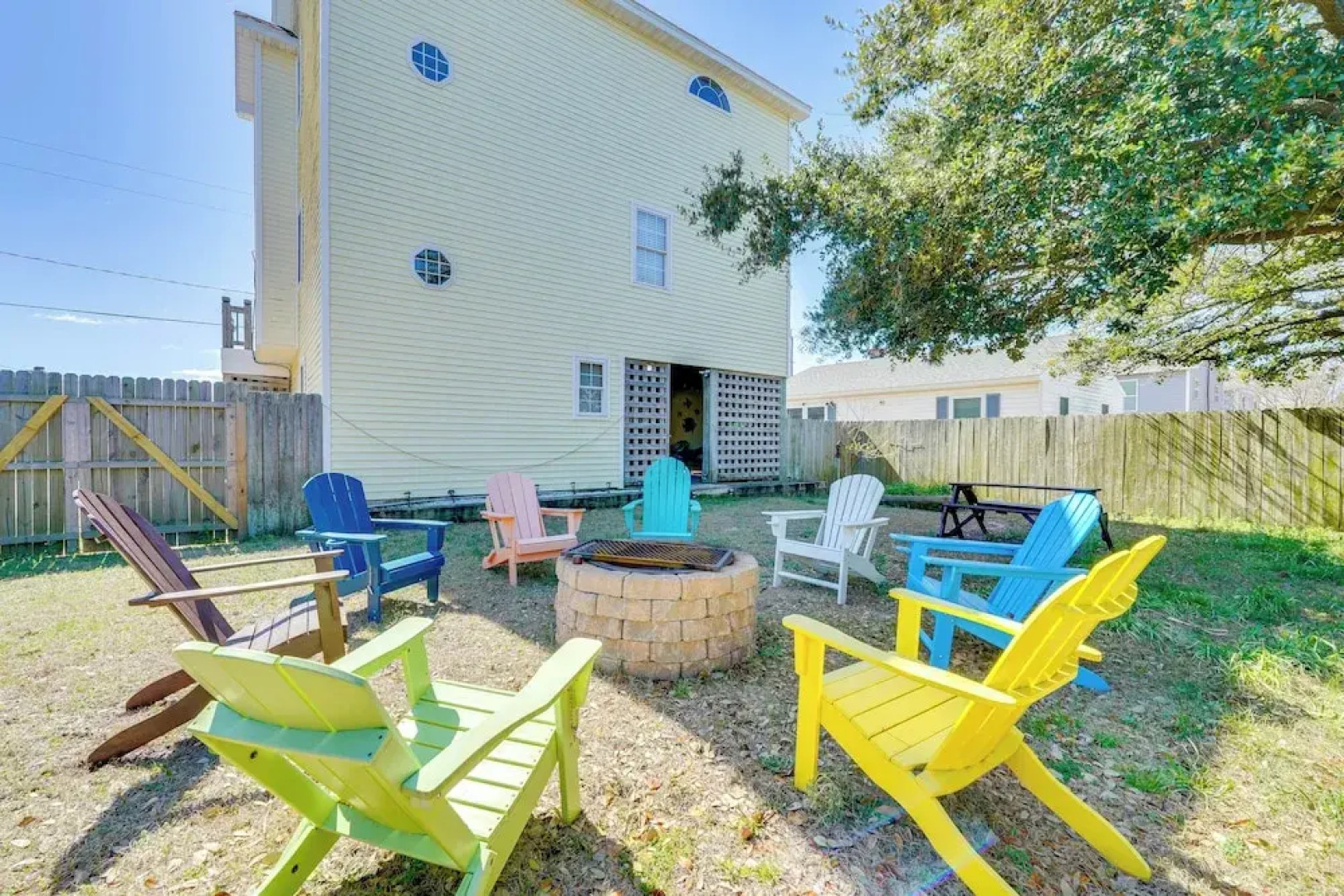 Walk to Pier: Spacious Coastal Home!